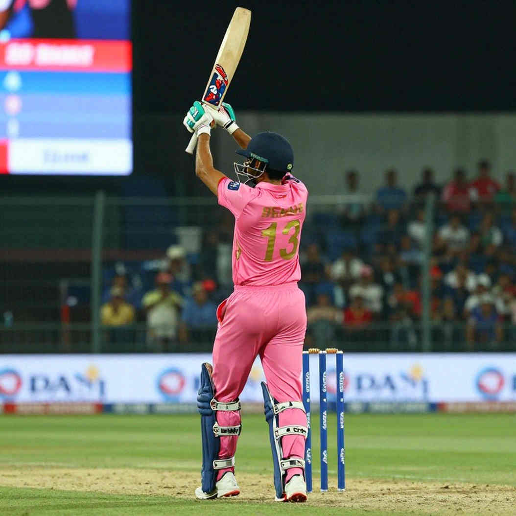 ওভারের খাতা: এশিয়ার ব্যস্ত ক্যালেন্ডারে কার হাঁটু, কার ঘুম কিনে নিচ্ছে ক্রিকেট