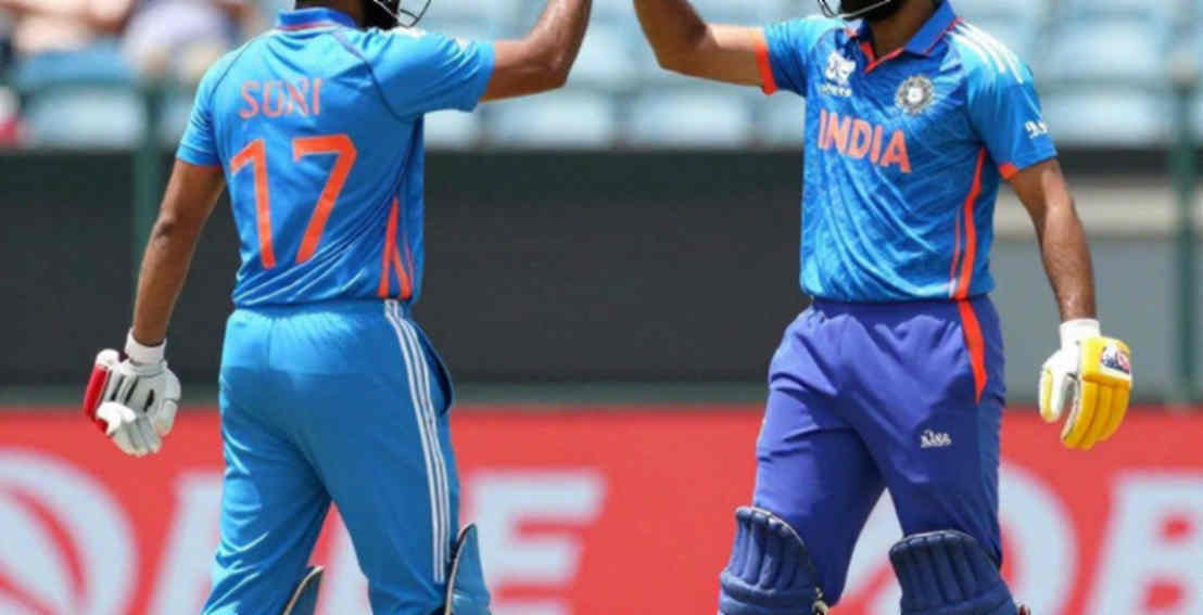 সকালে নেতৃত্ব ছাড়া, রাতে অধিনায়কত্ব: স্মৃতি মন্ধানার যুগে ভারতের নারী ক্রিকেটের হস্তান্তর-বিশ্লেষণ